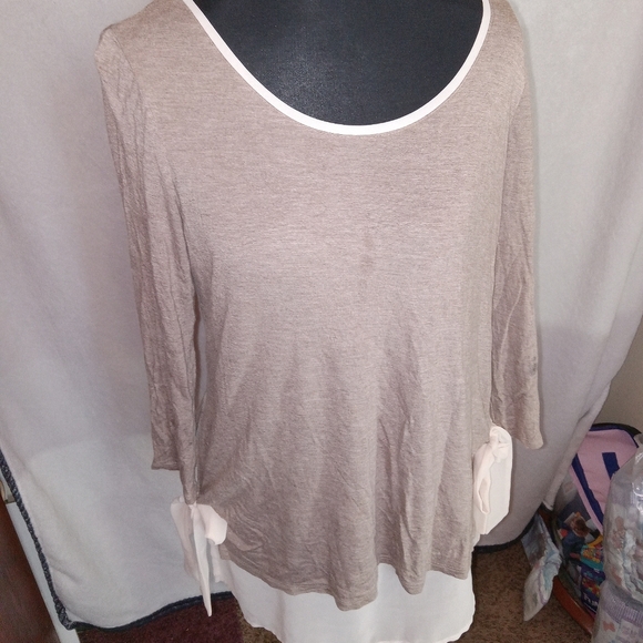LC Lauren Conrad Cream and Tan Blouse - Picture 9 of 15